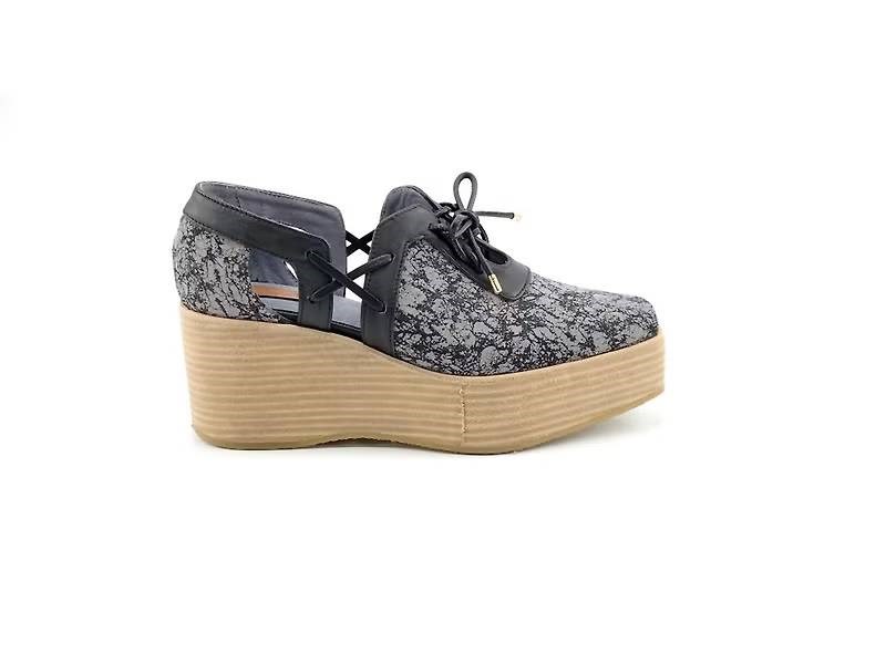 LEADING ROLE | 軌跡 | 設計款 | 手工鞋 | 反光面 | 厚底