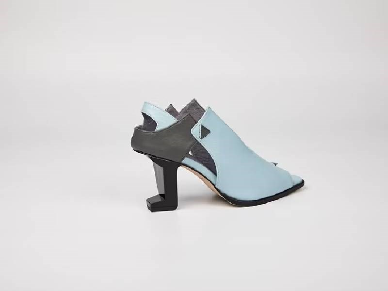 LEADING ROLE  | 空間重疊 | 設計款 | 手工鞋 | 天空藍
