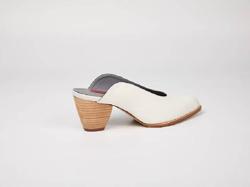 LEADING ROLE | 寂靜 | 設計款 | 手工鞋 | 白