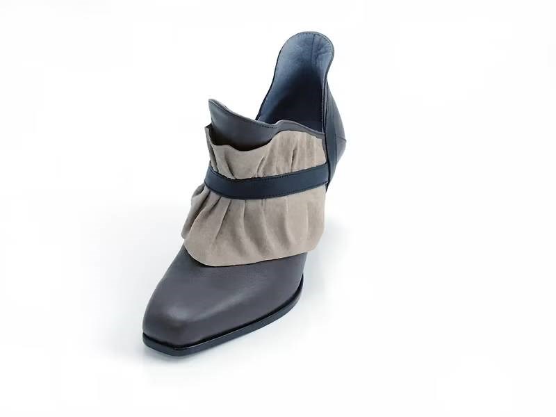 LEADING ROLE | 皇冠 | 設計款 | 手工鞋 | 咖啡