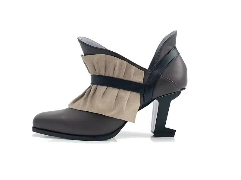 LEADING ROLE | 皇冠 | 設計款 | 手工鞋 | 咖啡