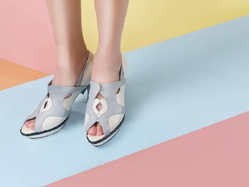 LEADING ROLE | 紅唇花 | 設計款 | 手工鞋 | 米白