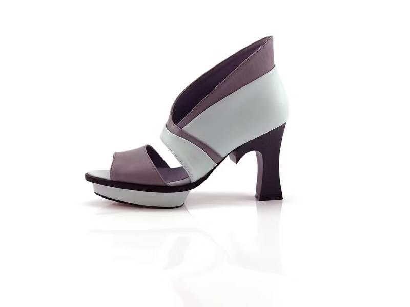 LEADING ROLE | 海芋 | 設計款 | 手工鞋 | 淺藍