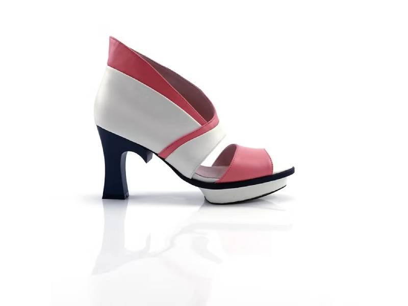 LEADING ROLE | 海芋 | 設計款 | 手工鞋 | 米白