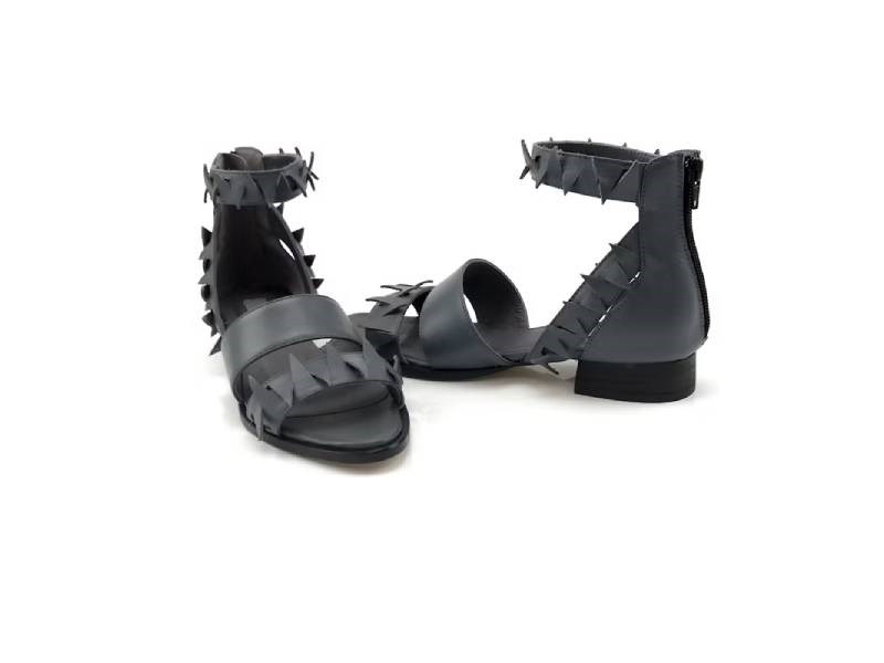 LEADING ROLE | 捕蠅草 | 設計款 | 手工鞋 | 灰