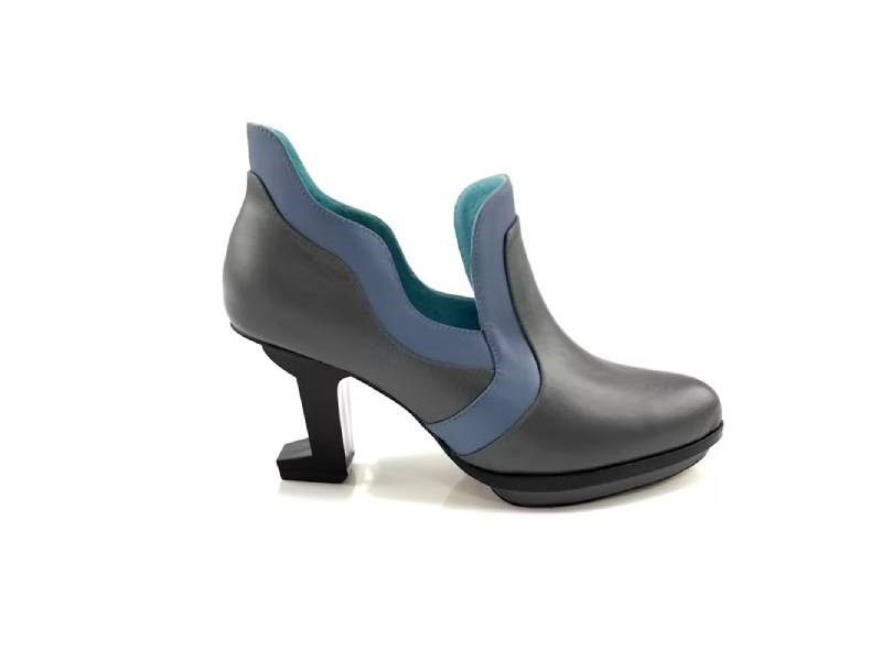 LEADING ROLE | 蝶 | 設計款 | 手工鞋 | 灰